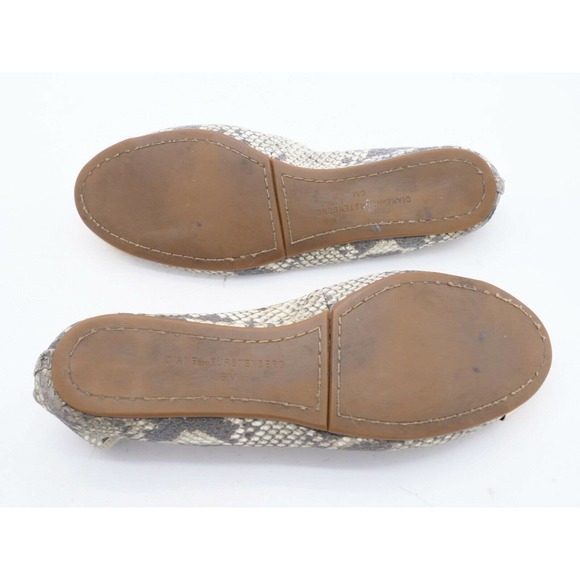 Diane Von Furstenburg Ballet Flat Womens 6 Snake Print Leather Gold Cap Toe Shoe - Picture 10 of 10